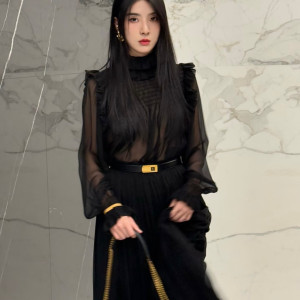 블랙 시스루 프릴 블라우스