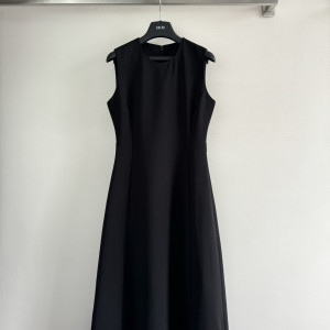 Dior 25FW 무슬리브 원피스