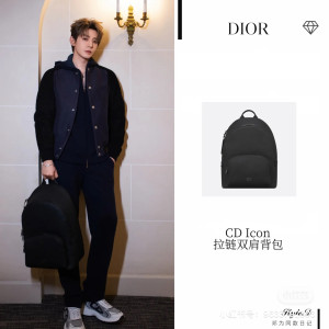 DIOR 블랙 백팩
