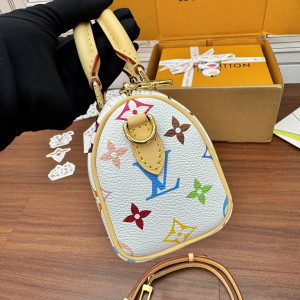 루이비통 화이트 멀티컬러 미니백